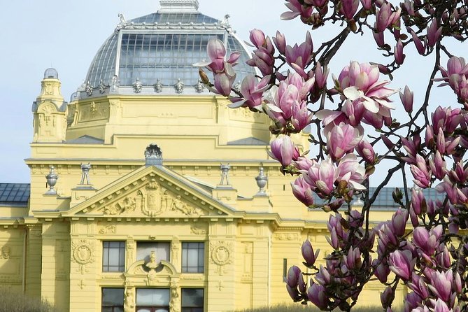 (120min) Zagreb All Around Tour-all of the Lower town/Upper town - Zagreb Cathedral and the city’s main meeting place
