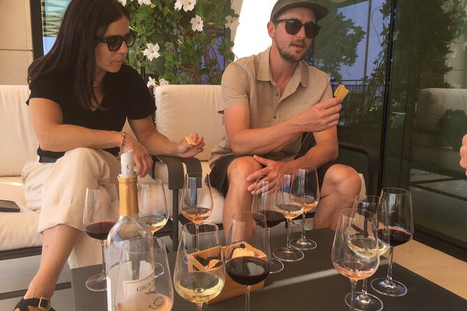 2 Hours Wine Tasting in Dubrovnik Old Town - Group size, guide style, and the pace of the evening