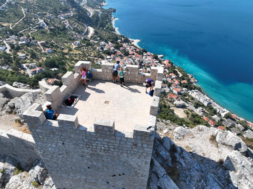 3-Hour Via-Ferrata Adventure in Fortica Fortress - Following the fixed cable above Omiš