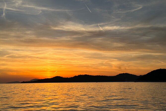 8h from Dubrovnik to the Elafiti islands with Quicksilver 675 boat - What the guides add to the day