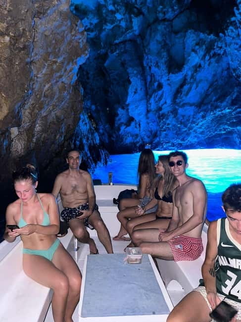 Adriatic Adventure: Blue Cave & 6 Islands Speedboat Escape - Who will enjoy this island-hopping day