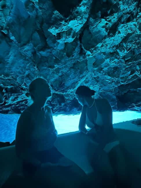 Adriatic Adventure: Blue Cave & 6 Islands Speedboat Escape - Hvar town, with 90 minutes to make it yours