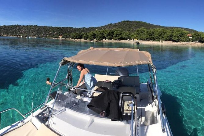 Adriatica Tour ( Blue Lagoon and Solta) from Trogir or Split - Nečujam and the underwater wreck stop