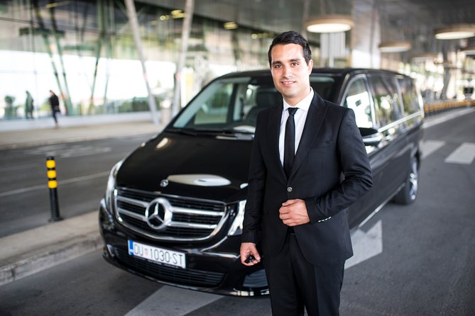 Airport Private Transfer Dubrovnik - Arriving at Dubrovnik Airport with less fuss