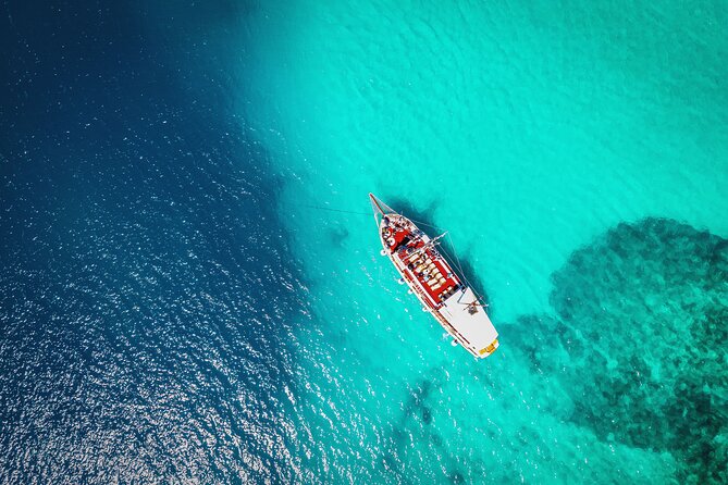 All-Inclusive Blue Lagoon & 3 Island Boat Tour with Food & Drinks - Maslinica: the best chance to walk ashore
