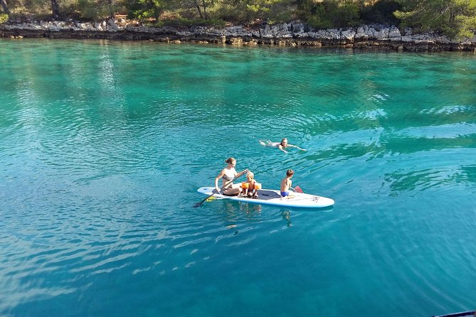 All Inclusive Brac and Solta islands swimming cruise - Food, drinks, and equipment add real value