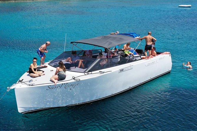 All-inclusive Gastro Blue Cave Tour from Split - Finding the boat beside the Ambasador Hotel