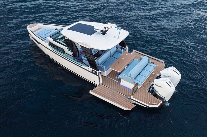 Bespoke private boat tour from Split & Trogir with a local expert - Choosing among the 22-foot boat, speedboat, and Saxdor yacht