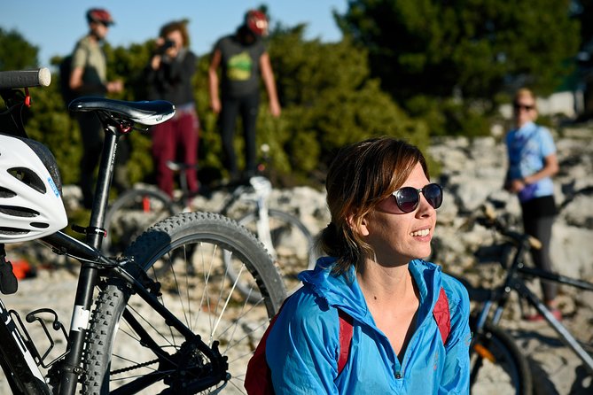 Biking Vidova - Skrip & museum of olive oil - Splitska - Postira - What the four-hour format really means