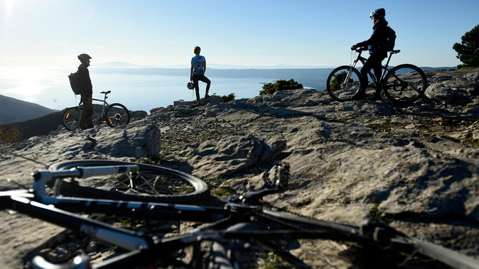 Biking Vidova - Skrip & museum of olive oil - Splitska - Postira - Reaching Vidova Gora without the hard climb