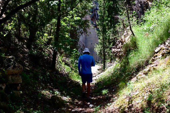 Bits of History - Half day kayak Tour with Wine delight - Vrnik and the story written in stone