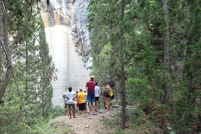 Bits of History - Half day kayak Tour with Wine delight - The guides make the difference