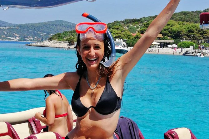 Blue cave and Hvar - 5 Islands speedboat tour from Split - Two hours in Hvar, with lunch on your own