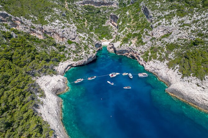 Blue Cave and Hvar 5 Islands speedboat tour | from Split&Trogir - The speedboat format: useful, but not gentle