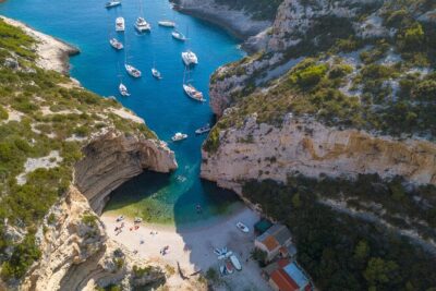 Blue Cave and Town Hvar with 5 Island Boat Tour
