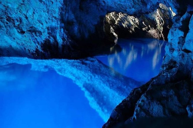 Blue Cave, Hvar and Five islands - Small-Group Tour From Split - What this Split boat trip is really offering