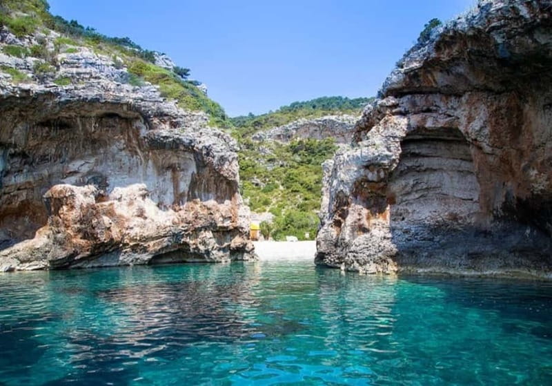 Blue Cave & Island-Hopping Tour with Snorkeling from Split - Stiniva Bay: the day’s most dramatic swimming setting