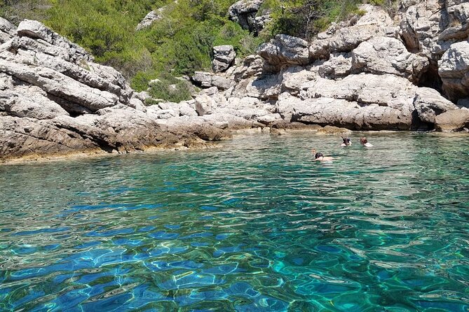 Blue cave tour - 4 caves and sandy beach - Sunj Beach and 90 minutes on the sand