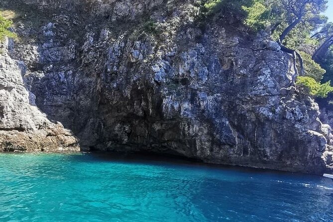 Blue & Green Cave,Sunj beach Small Group Tour with Speedboat - Sunj Beach gives you time to slow down