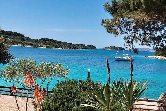Blue Lagoon and 3 Islands Speedboat Tour from Trogir - Duga Cove on Čiovo: a slower final swim