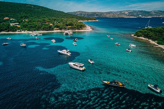 Blue Lagoon & Wine tasting - 3 islands tour - Stomorska on Šolta: two hours for lunch