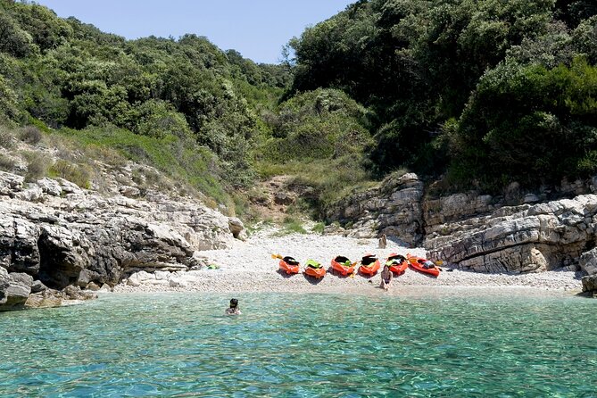 BOAT & KAYAK! Sea Adventure - Snorkeling & Cliff Jumps - The hidden beach: swimming, snorkeling, and a break
