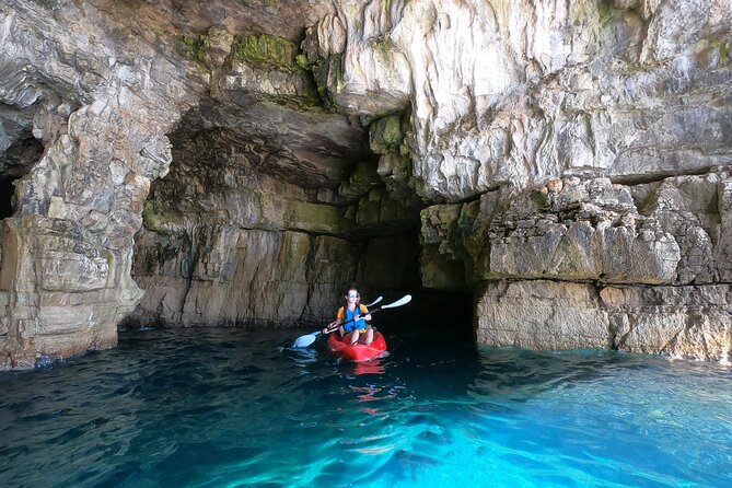 BOAT & KAYAK! Sea Adventure - Snorkeling & Cliff Jumps - Rocky passages around the Muzil peninsula