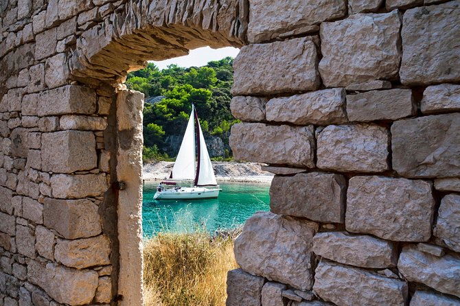 Brac Island One-Day Trip with the Sailboat Nana - Private Tour - Pučišća, Brač, and the beauty of white limestone