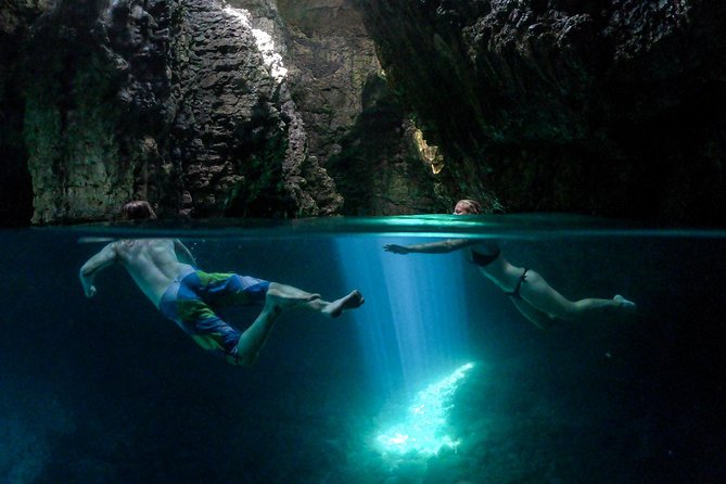 Cave exploring by kayak - Why this Kamenjak outing is worth your morning