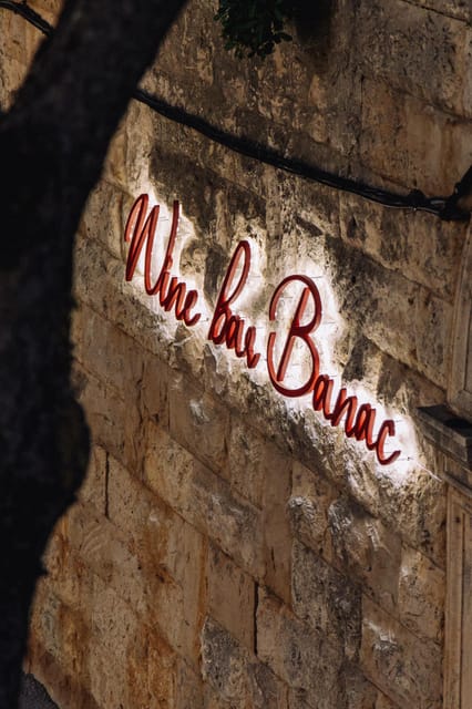 Cavtat: Banac Gallery Entrance & Sparkling Wine - What the one-hour schedule feels like