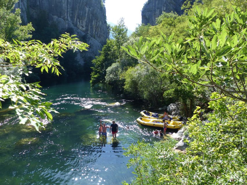 Cetina River: Rafting and Cliff Jumping Tour - A 9-kilometer route with changing moods