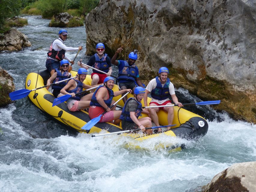 Cetina River: Rafting and Cliff Jumping Tour - A small beach and a well-earned drink