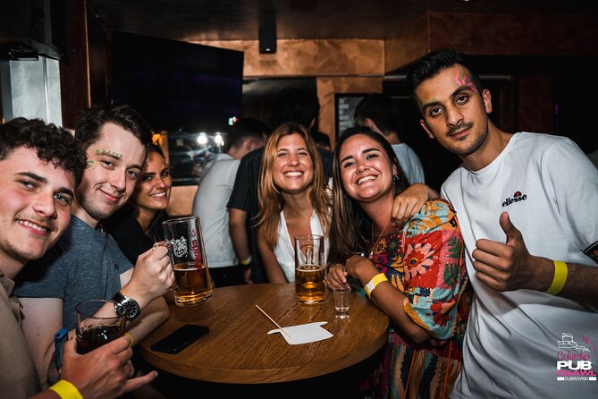 Columbo Pub Crawl Dubrovnik - Group size and the role of the hosts