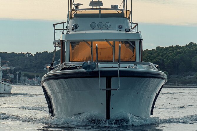 Croatia Luxury Villa and Yacht Combo Package on Korcula Island - Day 7: Brač, Bol, and Zlatni Rat