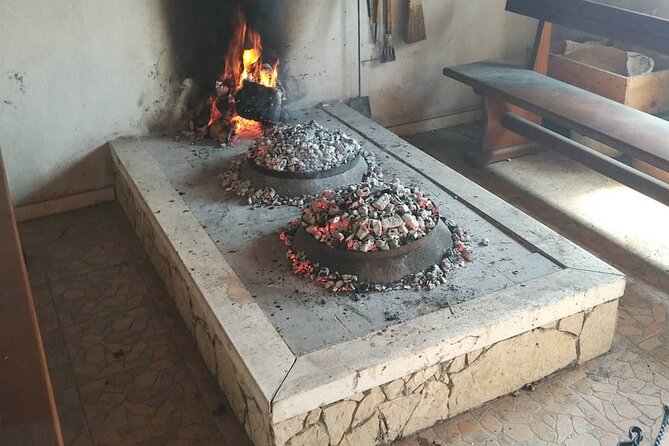 Croatian Traditional Cuisine: Peka Cooking Lesson - The Meal Under the Iron Bell