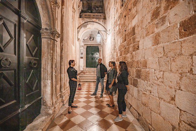 Dark Tales of the Old Town - Ending near Rector’s Palace and Stradun