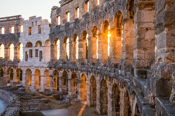 Day trip to Rovinj and Pula with lunch from Poreč - A family-style lunch inland