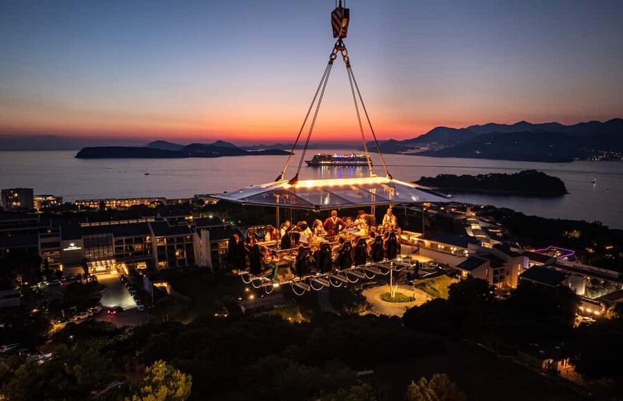 Dinner in the Sky Dubrovnik - What happens once the platform rises