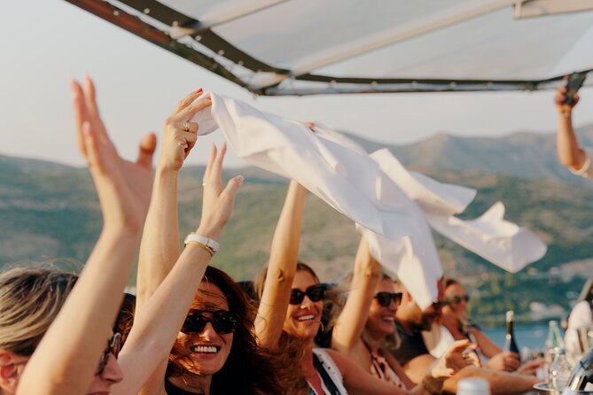Dinner in the Sky Dubrovnik - Dine 50m above ground - Wine, soft drinks, and the social mood