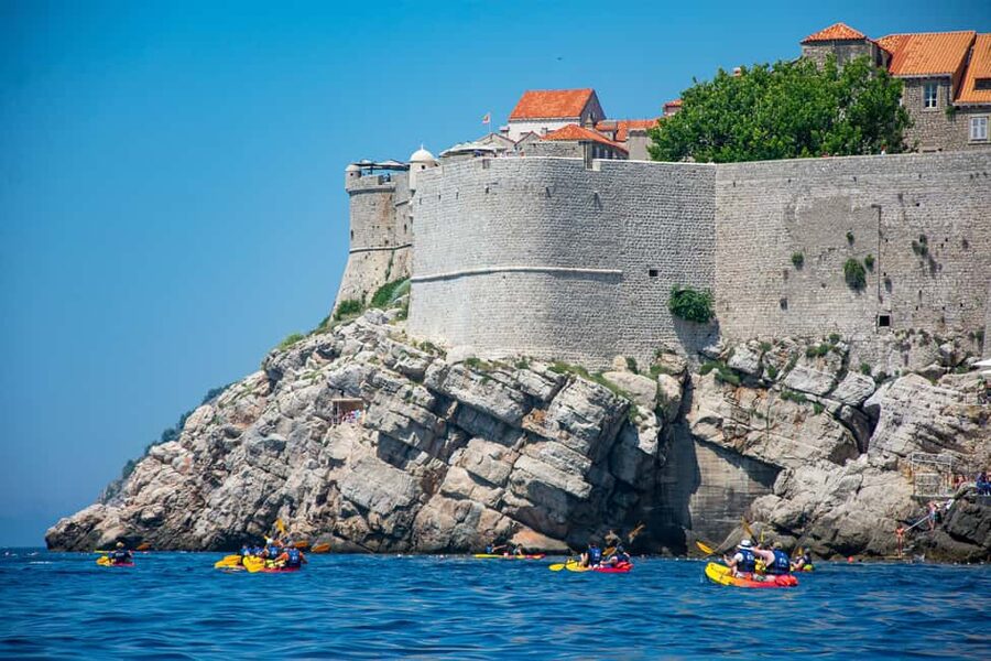 Dubrovnik: 2 or 3-Hour Morning Kayaking & Snorkeling Tour - Choosing the 2-hour coastal route