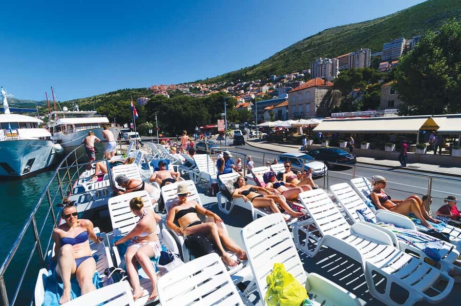 Dubrovnik: 3 Islands Boat Trip with Drinks (FR, ES, IT, EN) - Lopud: three hours for beaches and old island paths