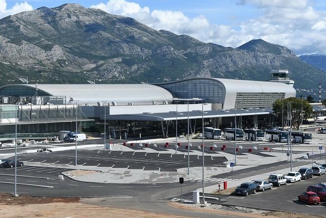 Dubrovnik airport to Dubrovnik city private transfer - Getting to Hotels, Apartments, and Old Town
