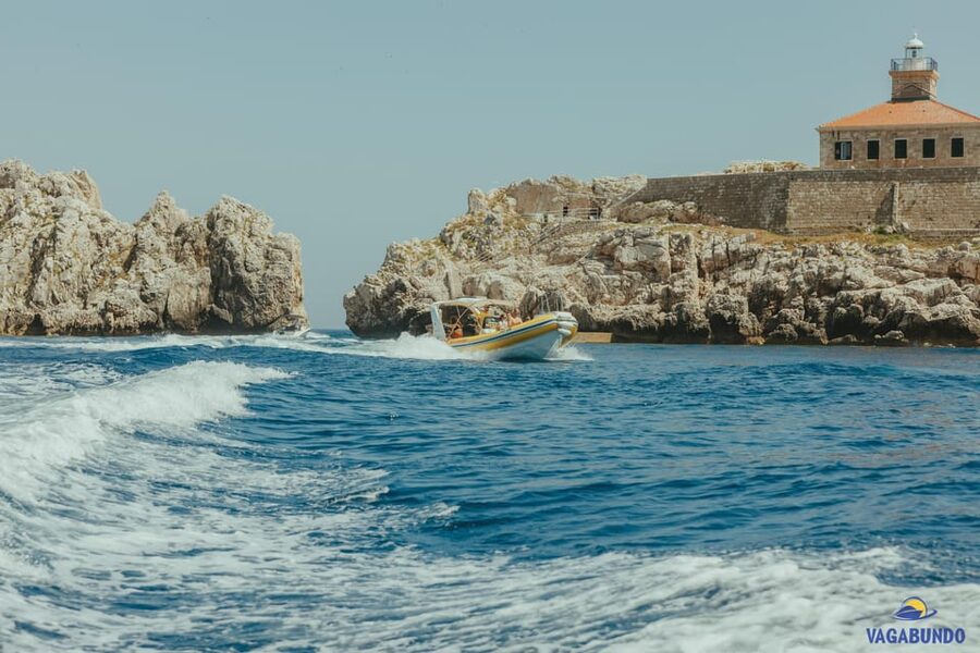 Dubrovnik: Blue Cave Afternoon Speedboat Tour with Drinks - Kolocep’s Blue Cave and the first swim