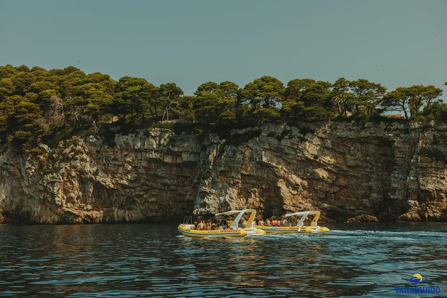 Dubrovnik: Blue Cave Afternoon Speedboat Tour with Drinks - What to bring for comfort and better photos