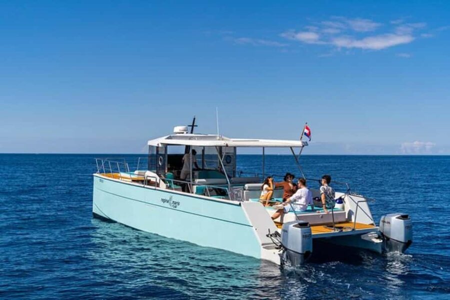 Dubrovnik: Blue Cave Catamaran Tour with Drinks and Snorkel - Green Cave: the first real swim