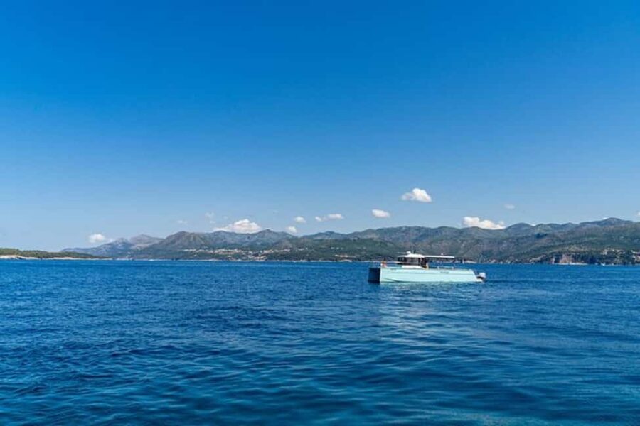 Dubrovnik: Blue Cave Catamaran Tour with Drinks and Snorkel - Leaving Dubrovnik for Koločep