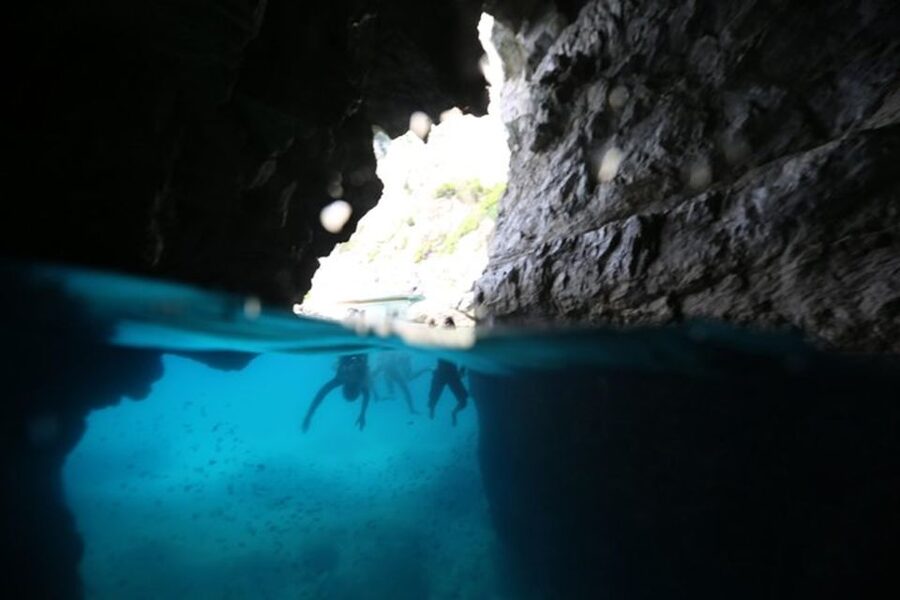 Dubrovnik: Blue Cave & Sunj Beach Boat Tour with Drinks - Reaching the Blue Cave on Koločep