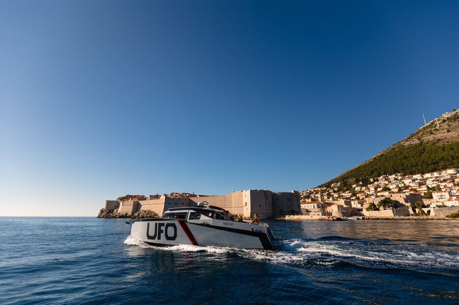 Dubrovnik: Blue Cave Tour with Panoramic Old Town View - How the crew shapes the experience