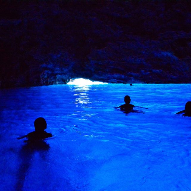 Dubrovnik: Blue & Green Caves Private Boat Tour with Drinks - Green Caves, narrow passages, and cliff jumping