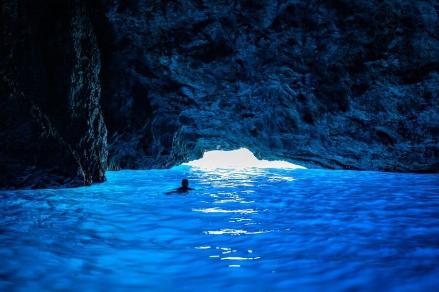 Dubrovnik: Blue & Green Caves Private Boat Tour with Drinks - Choosing the right departure time